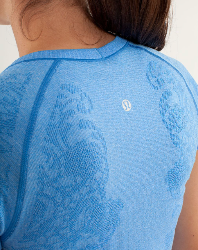 Lululemon Run Swiftly Tech Short Sleeve Lace Beaming Blue Sz 12 Brand New