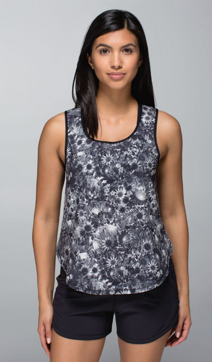 Lululemon Run: Split Singlet Flowabunga Black Angel Wing/Black Sz 10