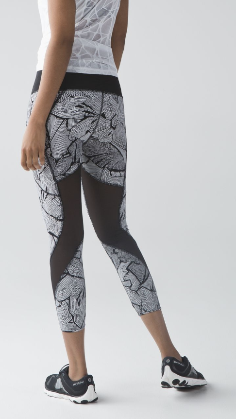 Lululemon Goal Crusher Tight 7/8 25" Inseam Dottie Tribe White Black/Black Sz 4