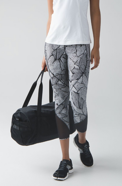 Lululemon Goal Crusher Tight 7/8 25" Inseam Dottie Tribe White Black/Black Sz 4