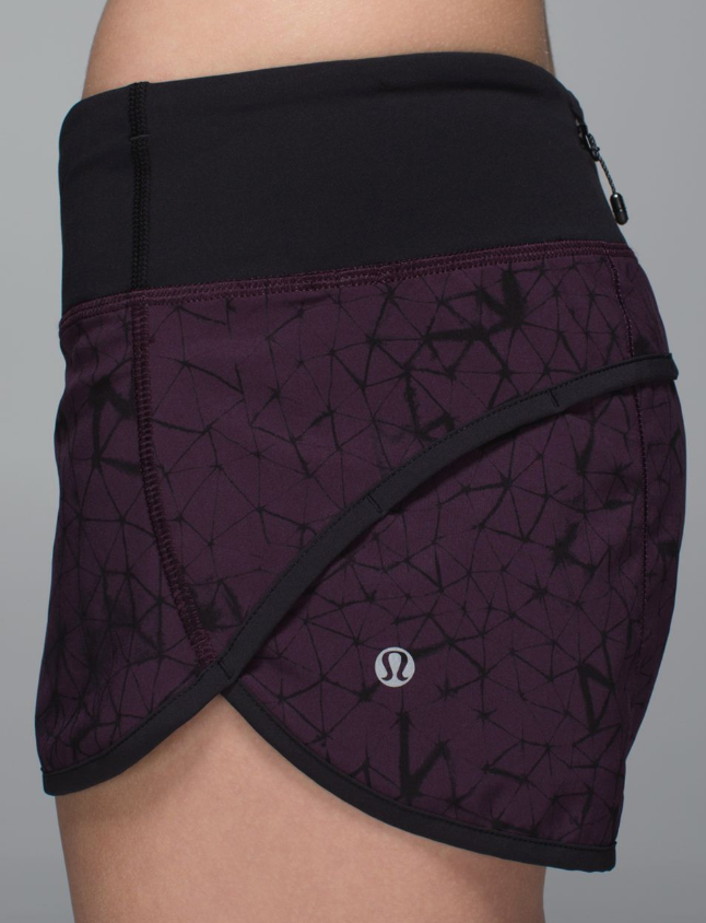 Lululemon Speed Short Run 4-way Stretch 2.5" Inseam Star Crushed Black Cherry Black/Black Sz 8
