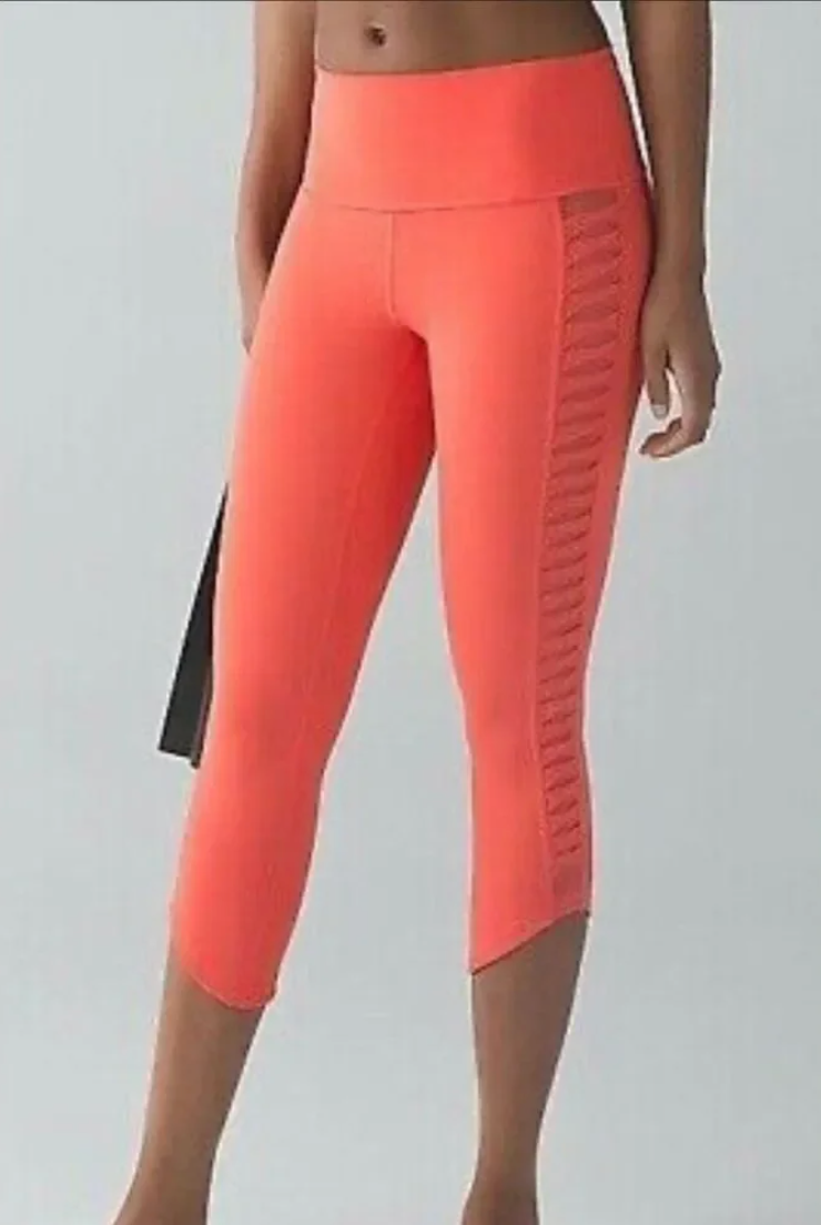 Lululemon Sunshine Salutation Crop Full-On Luxtreme 22" Inseam Sz 6 Brand New