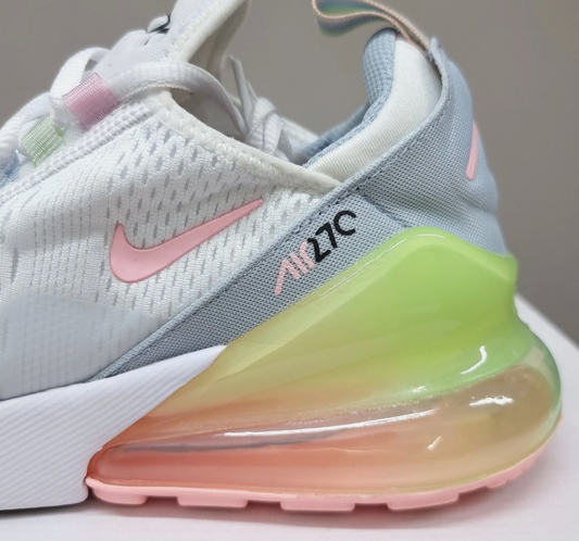 Nike Air Max 270 SE  Women's White Arctic Punch Women's Sz 7.0 or Youth Sz 5.5 Worn Once