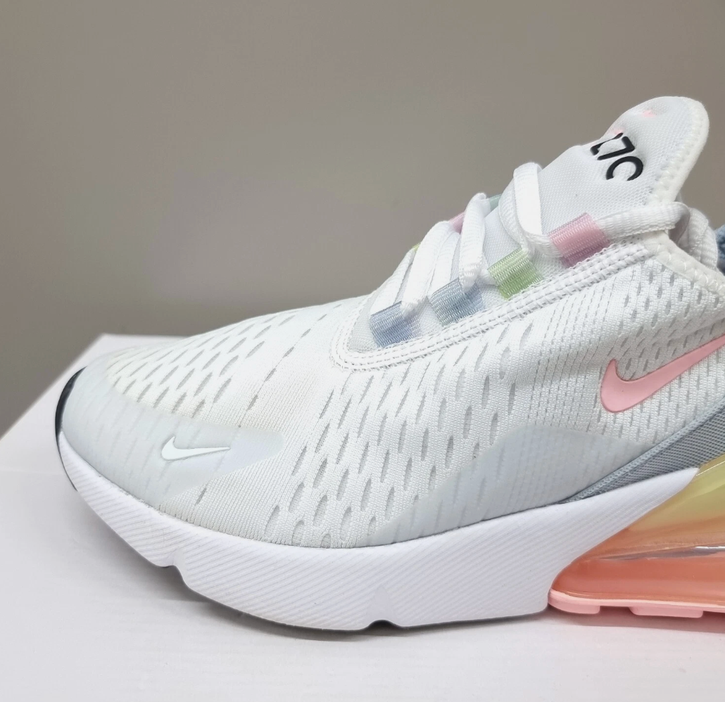 Nike Air Max 270 SE  Women's White Arctic Punch Women's Sz 6.5 or Youth Sz 5.0 Worn Once